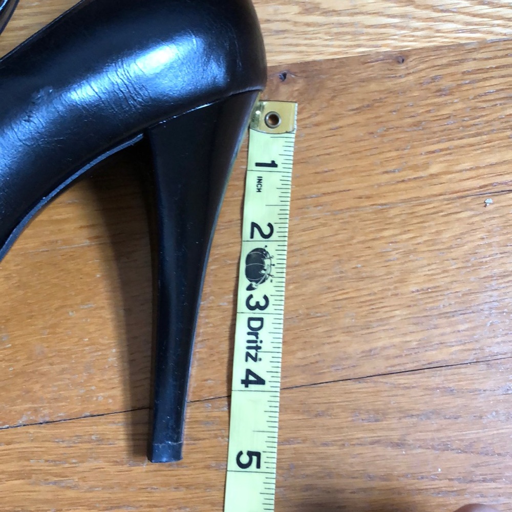 🎉HP🎉Like-New Black leather Open Toe platform 5” shoes - Picture 7 of 8